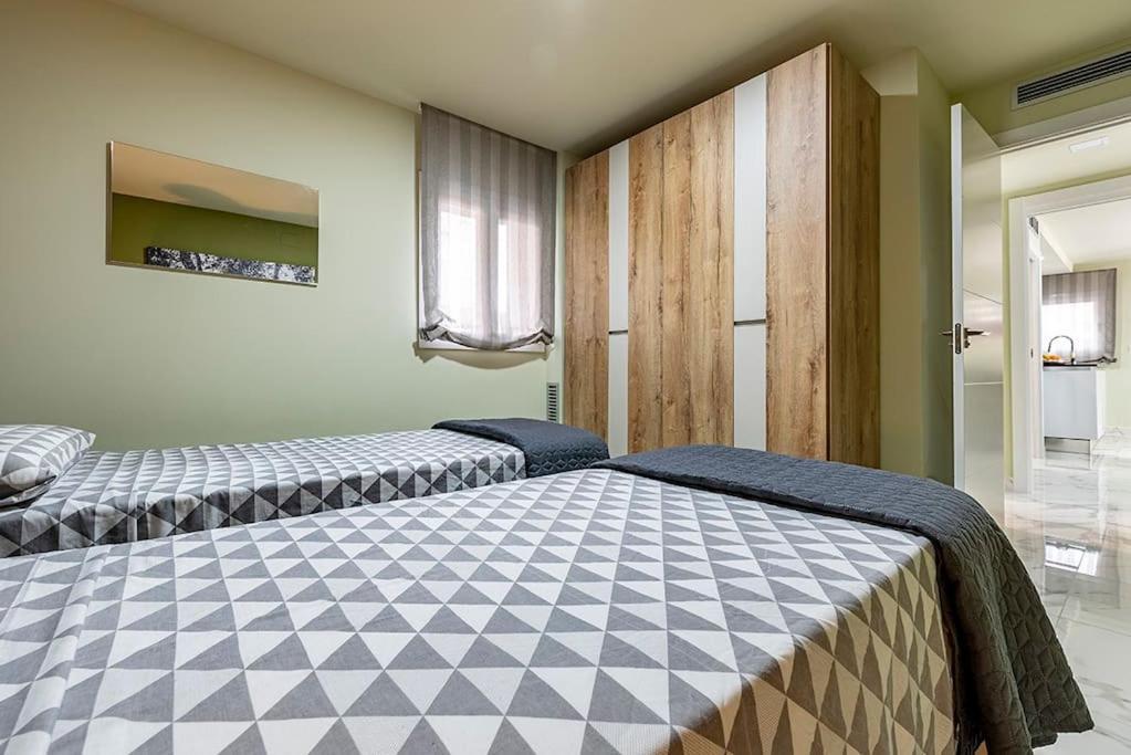 5 Stelle Piscina, Jacuzzi, Wifi - 2 Min Dal Mare Appartement Miami Playa Buitenkant foto